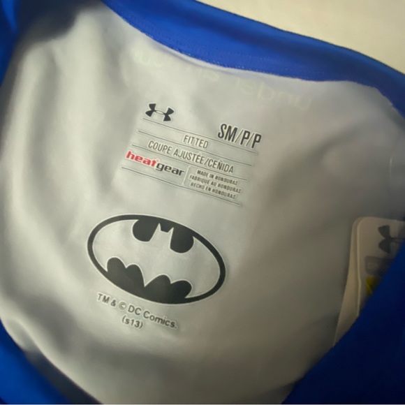 NWT Under Armour heatgear Alter Ego Batman Short Sleeve Fitted T-Shirt Small - Picture 8 of 11